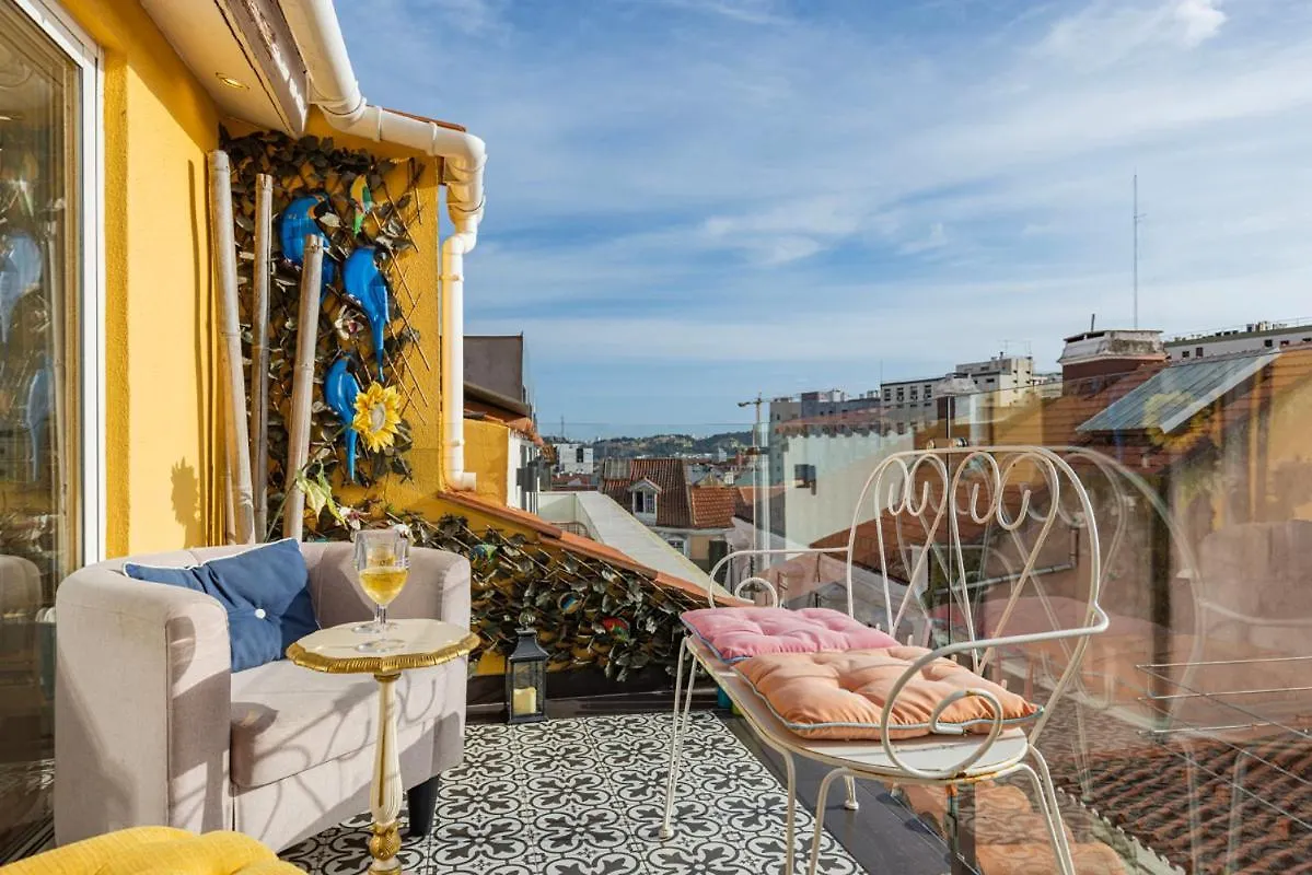 Апартаменты Peaceful Loft - Amazing Terrace & View Лиссабон